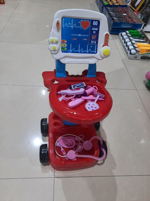 ست دکتری با لوازم موزیکال